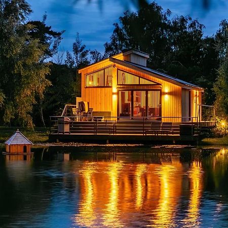 Woad Mill Lakeside Lodges Boston Exteriér fotografie