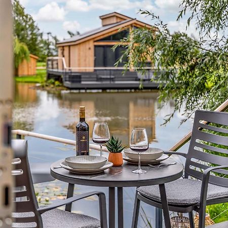 Woad Mill Lakeside Lodges Boston Exteriér fotografie