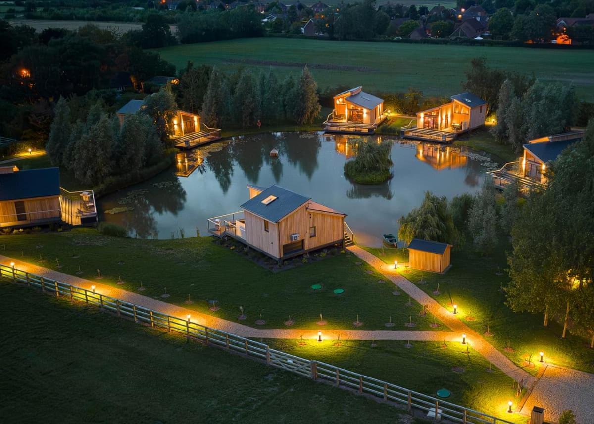 Woad Mill Lakeside Lodges Boston Exteriér fotografie