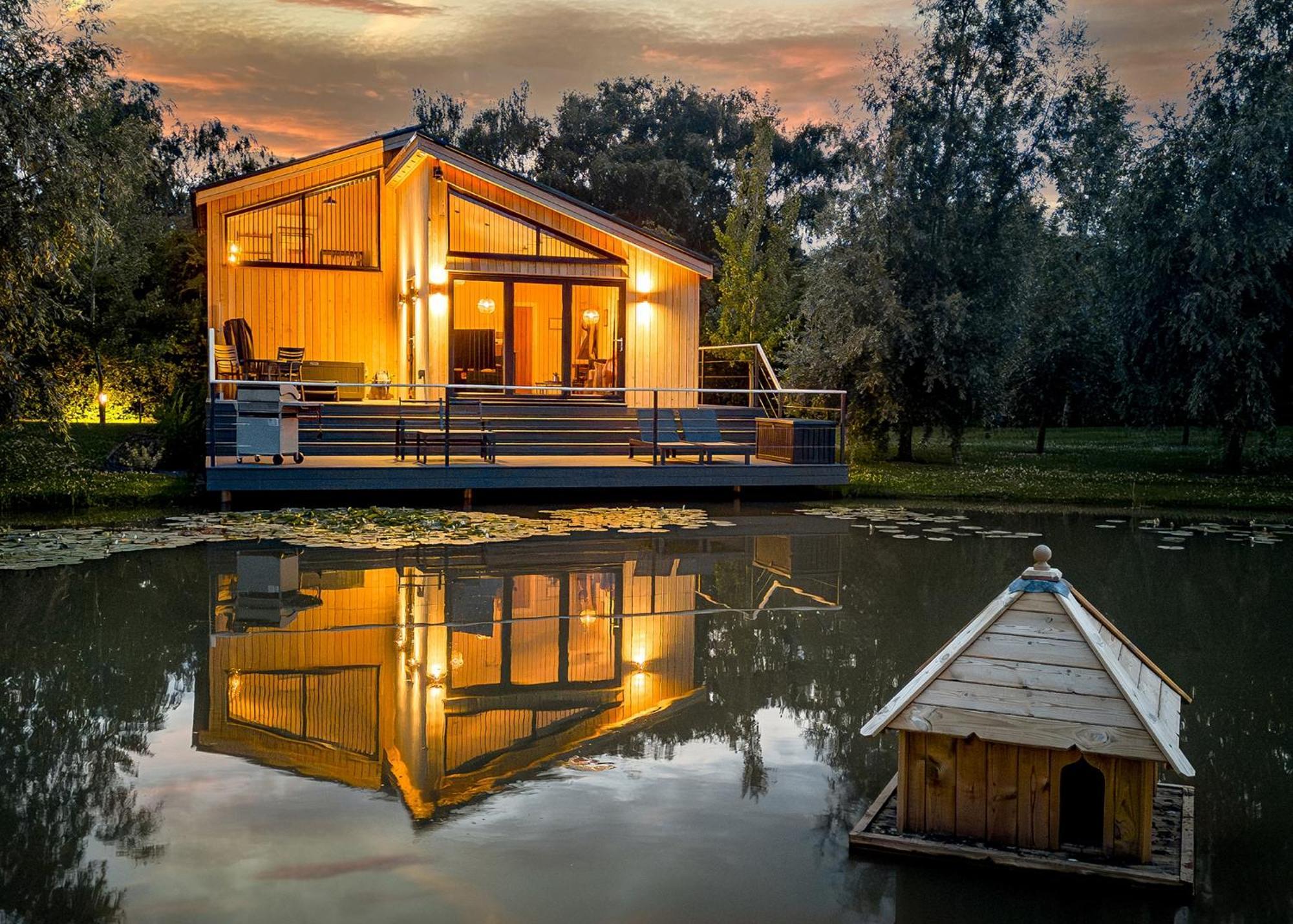 Woad Mill Lakeside Lodges Boston Exteriér fotografie